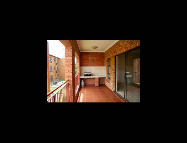 3 BEDROOM PROPERTY TO RENT IN GROBLERPARK EXT
